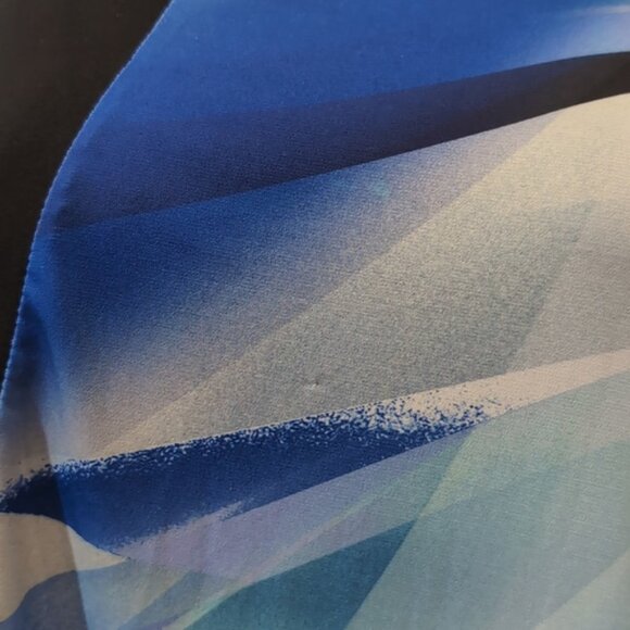 3/$20 B.L.E.U. Abstract Tunic Top Short Sleeve Asymmetric Hem Water Colours - Picture 13 of 16